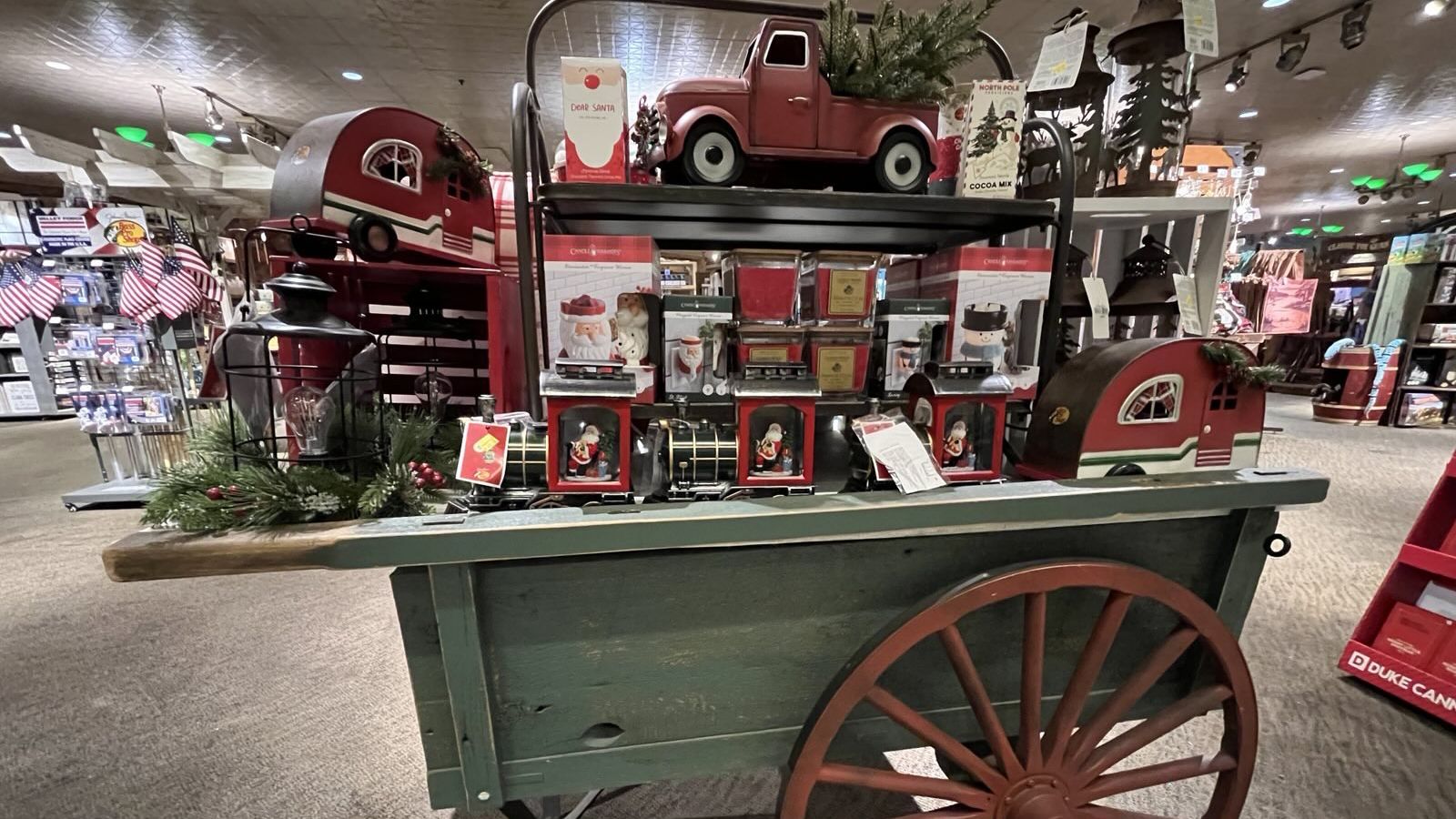 Lighting Up the Holidays: How Dispensaries Get Creative with Winter Marketing